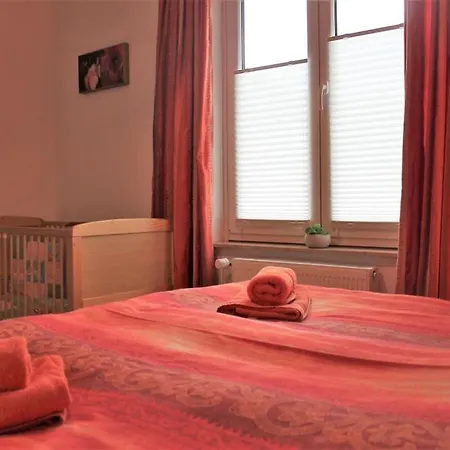 With 2 Bedrooms Damshagen