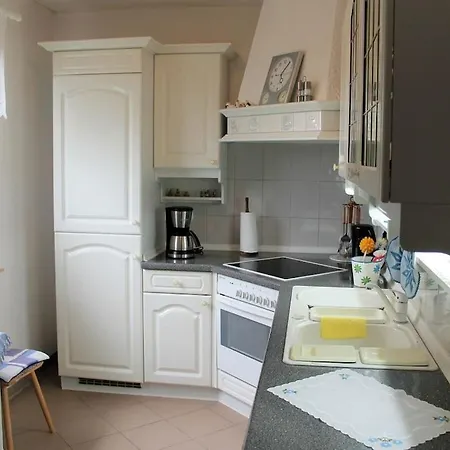 With 2 Bedrooms Damshagen